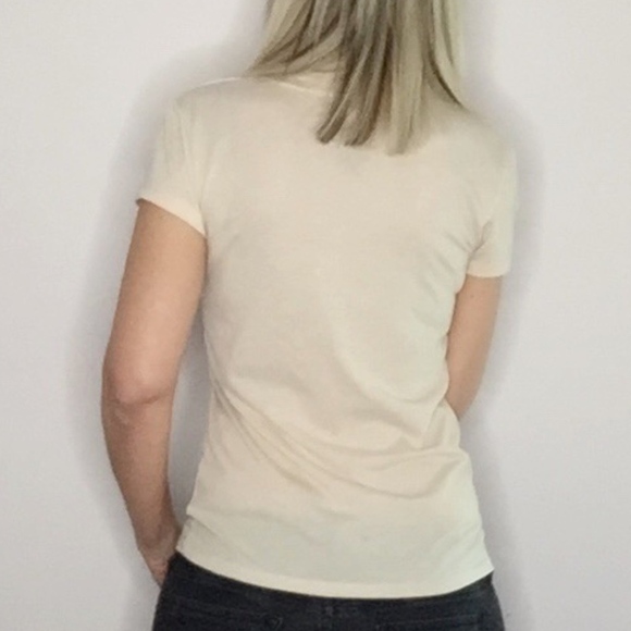 GOLD RUSH | Cream graphic V-neck tee - Picture 2 of 3